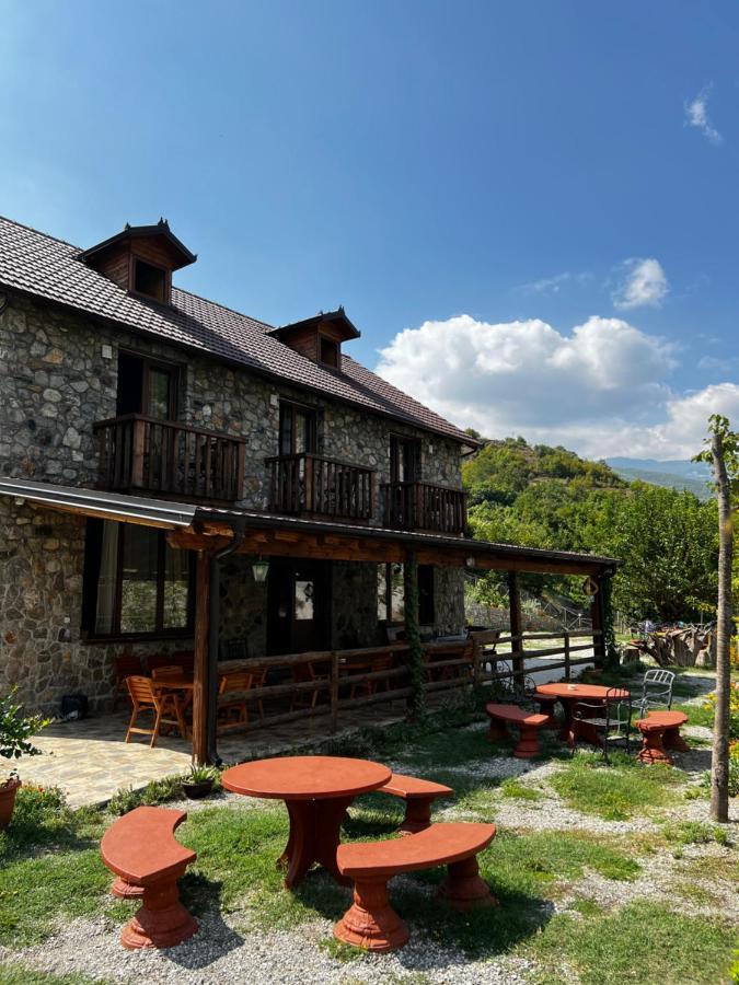 Guest House Aprripe Guri Firza Kültér fotó