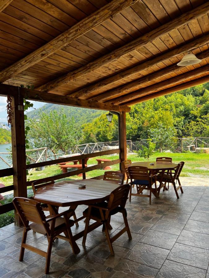 Guest House Aprripe Guri Firza Kültér fotó