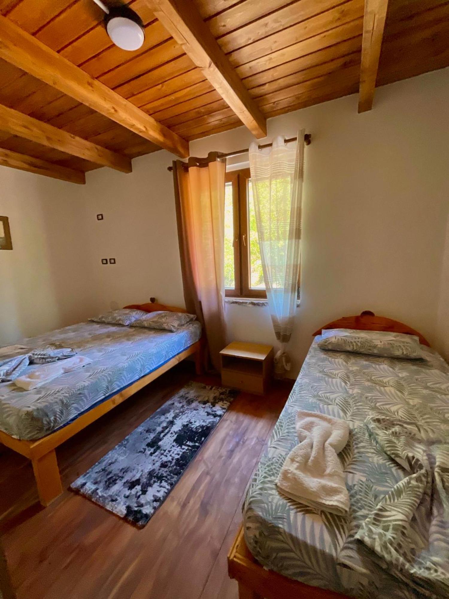 Guest House Aprripe Guri Firza Kültér fotó